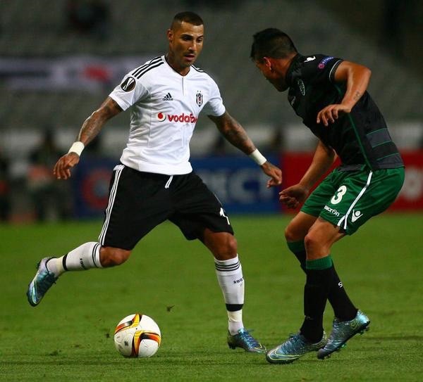 Besiktas 2015 Primeira Camisa Tam M N# 17 Quaresma. - Brechó do Futebol